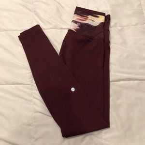 lululemon full-length tights, size 6, Maroon